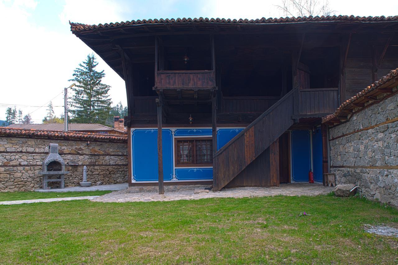 Чолаковата Къща Hotel Koprivshtitsa Ngoại thất bức ảnh